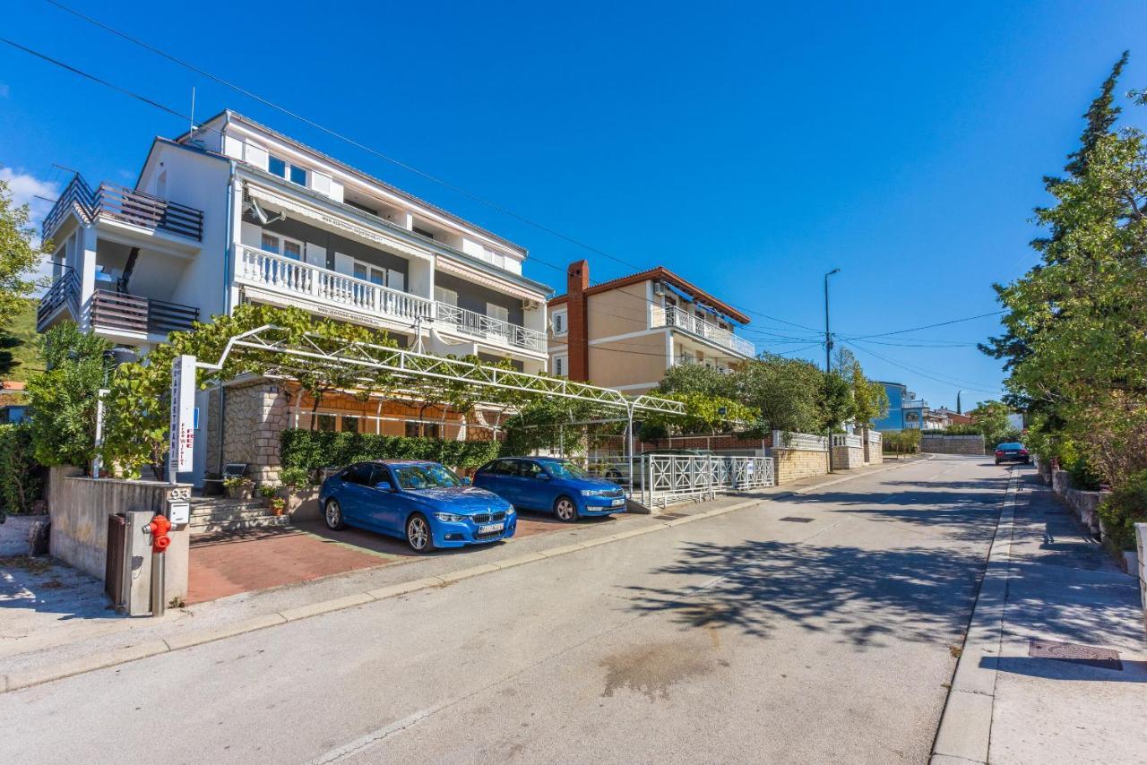 Apartments Pera Selce Exterior photo